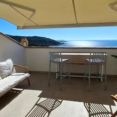 Fronte Mare Nyaraló Simius