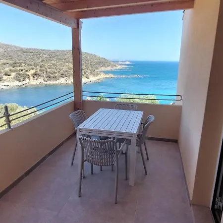 Holiday home Fronte Mare Simius